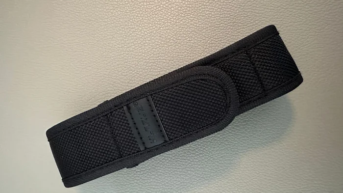 Klarus Ersatzholster V1 für 360X1 , Manker MC11 und ähnliche