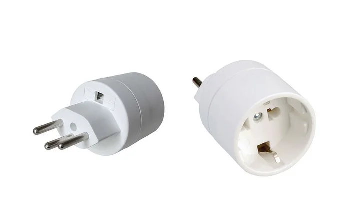 LED Adapter Netzteil CH->D