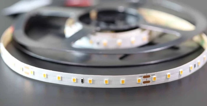 LED Flex Strip warmweiß DC24V 60W IP20 CRI>97