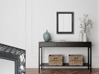 MIRRORS AND MORE Barock Wandspiegel TANJA mit Holzrahmen Schwarz-Silber 55×70 cm