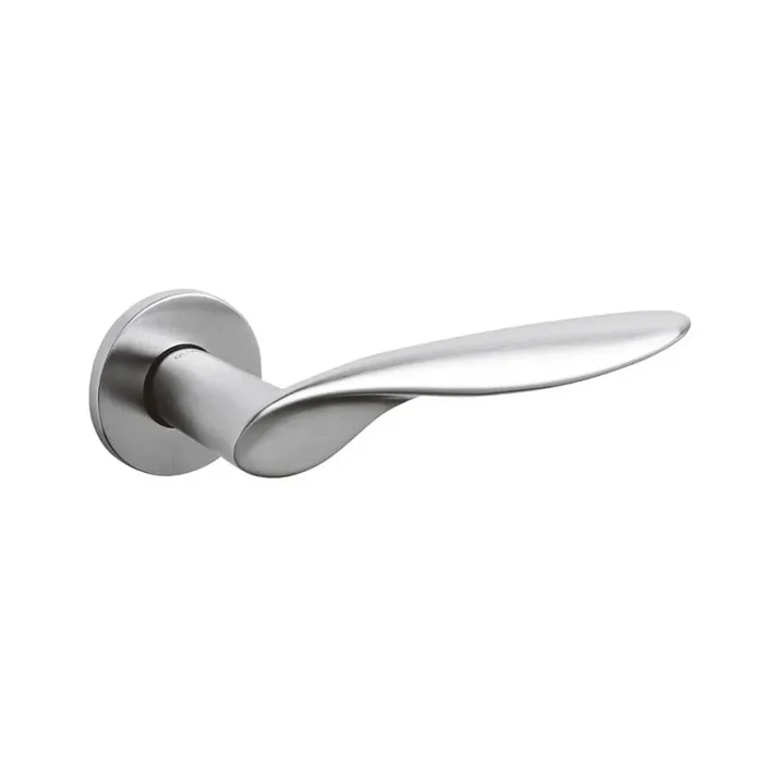 Olivari – Design-Türgriff Wind Chrom matt