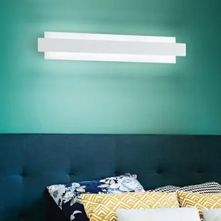Regolo LED Wandleuchte in Weiß aus Metall und Glas mit indirektem Licht von Fabas Luce Expressversand
