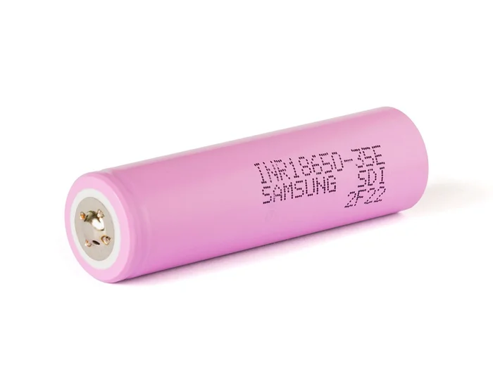 Samsung INR 18650-35E – 3,6V – 3,7V, 3500 mAh Button Top