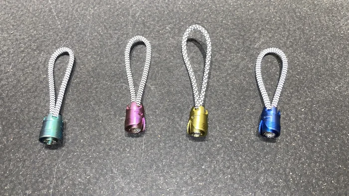 Super Illu Paracord mit Samurai Helmet Titanium For Knife Zipper Backpack